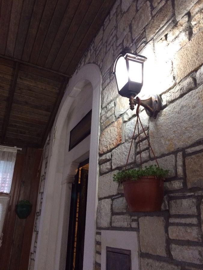 Deniz Hotel Yenifoca Dış mekan fotoğraf
