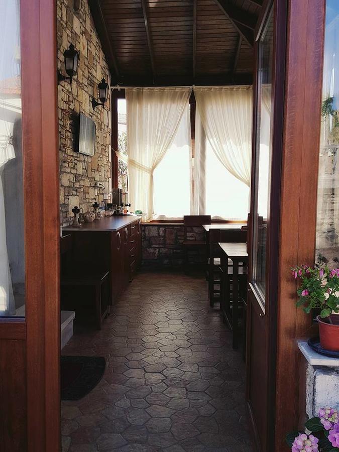 Deniz Hotel Yenifoca Dış mekan fotoğraf