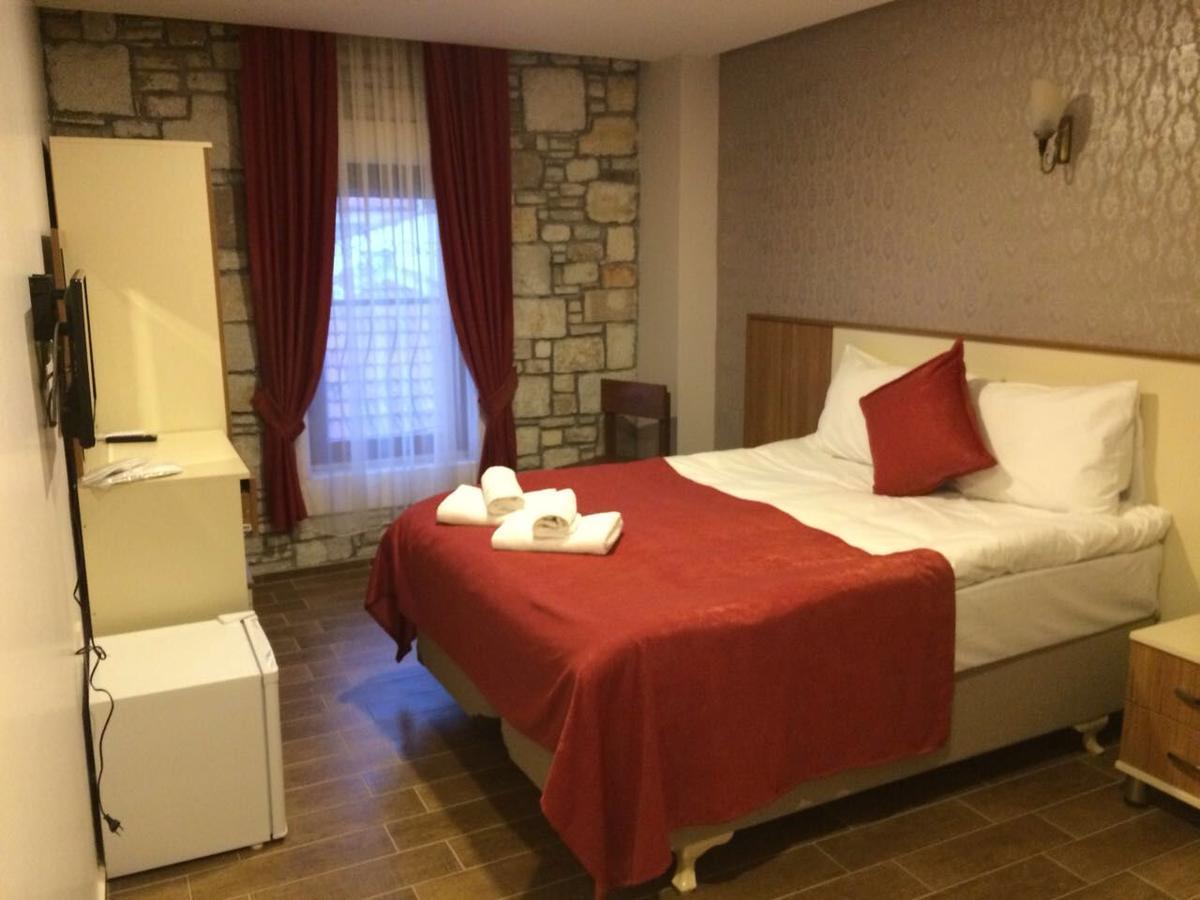 Deniz Hotel Yenifoca Dış mekan fotoğraf